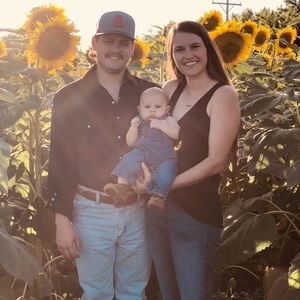 Meet your Posher, Dakota